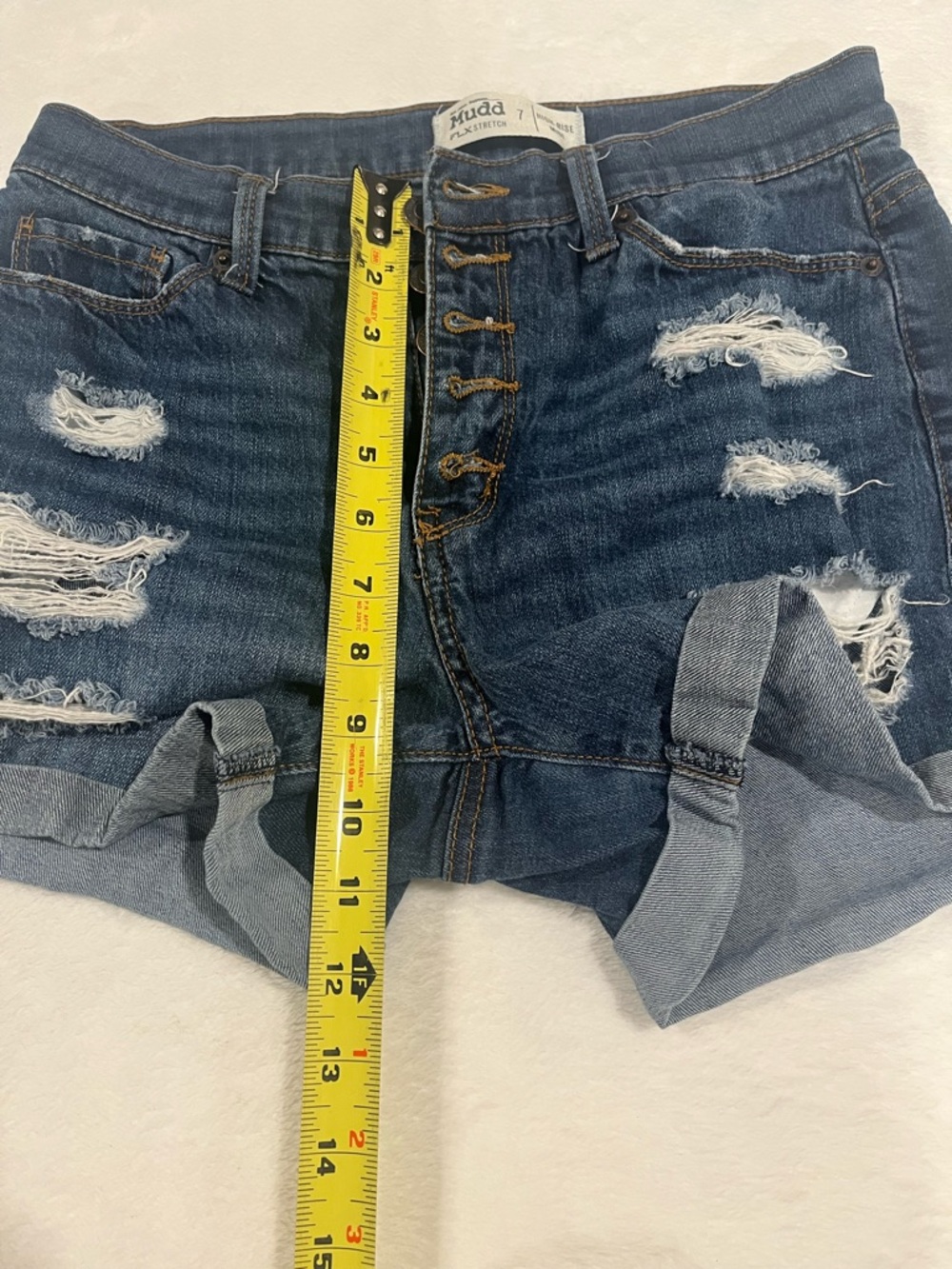 Mudd High Rise Midi Distressed Denim Shorts - Size 7 - Picture 6 of 7